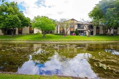 4249 S Carambola Circle S Coconut Creek FL 33066