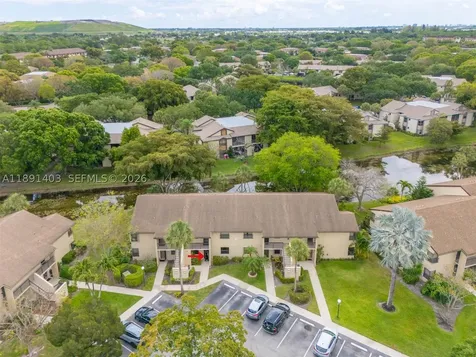 4249 S Carambola Circle S Coconut Creek FL 33066