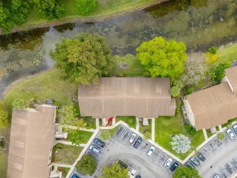 4249 S Carambola Circle S Coconut Creek FL 33066