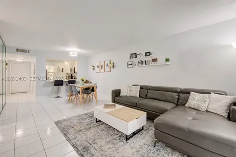 4249 S Carambola Circle S Coconut Creek FL 33066