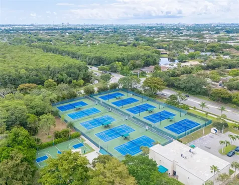 4249 S Carambola Circle S Coconut Creek FL 33066