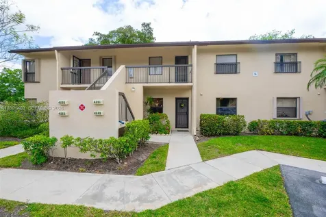 4249 S Carambola Circle S Coconut Creek FL 33066