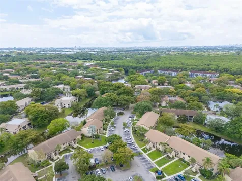 4249 S Carambola Circle S Coconut Creek FL 33066
