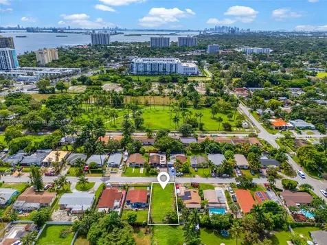 1453 NE 117th Street Miami FL 33161