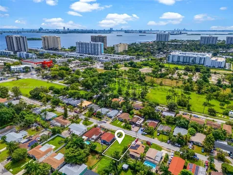 1453 NE 117th Street Miami FL 33161