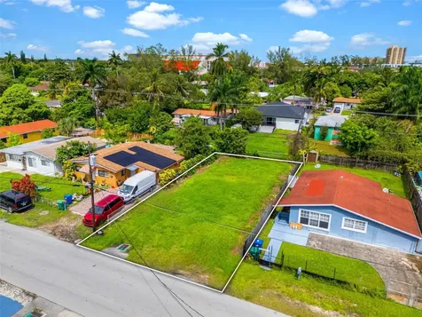 1453 NE 117th Street Miami FL 33161