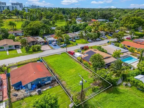 1453 NE 117th Street Miami FL 33161