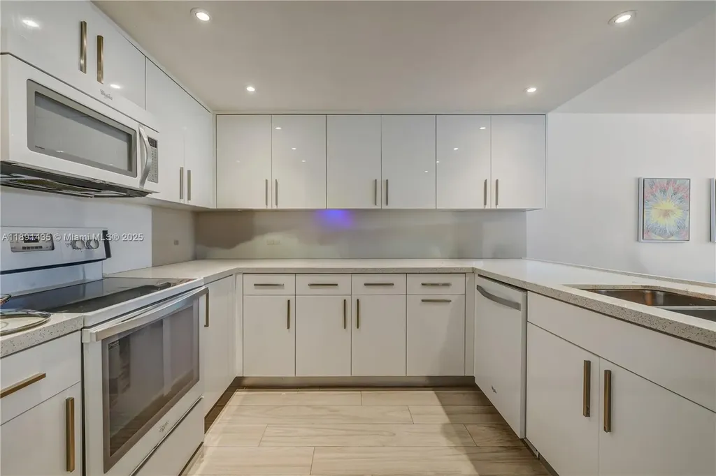 1901 Brickell Avenue Miami FL 33129