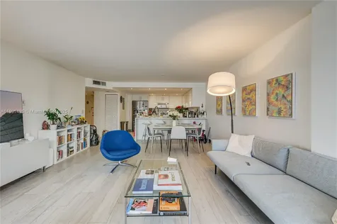 1901 Brickell Avenue Miami FL 33129
