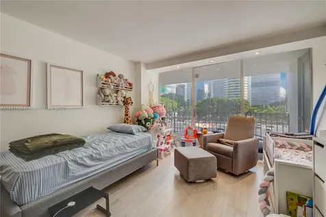 1901 Brickell Avenue Miami FL 33129