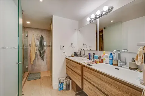 1901 Brickell Avenue Miami FL 33129