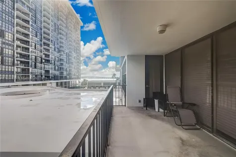 1901 Brickell Avenue Miami FL 33129