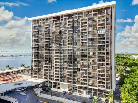 1901 Brickell Avenue Miami FL 33129