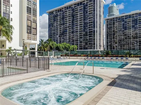 1901 Brickell Avenue Miami FL 33129
