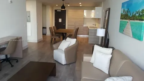 777 N Ocean Drive Hollywood FL 33019