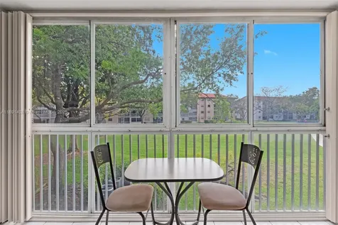 1251 SW 125th Avenue Pembroke Pines FL 33027