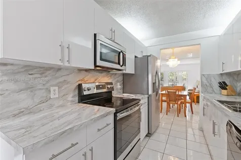 1251 SW 125th Avenue Pembroke Pines FL 33027