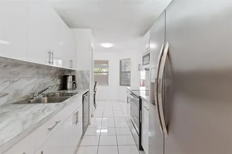 1251 SW 125th Avenue Pembroke Pines FL 33027