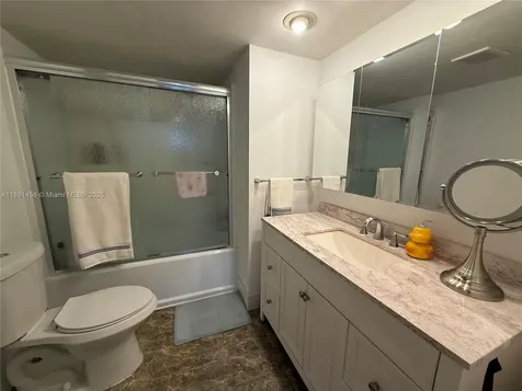 2780 NE 183rd Street Aventura FL 33160