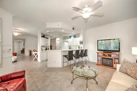 8385 Whisper Trace Lane Apt Naples FL 34114