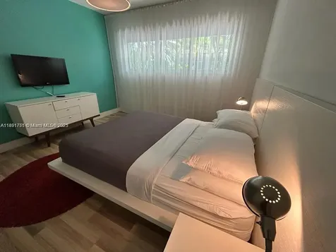 1816 Meridian Avenue Miami Beach FL 33139