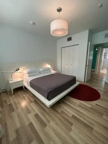 1816 Meridian Avenue Miami Beach FL 33139