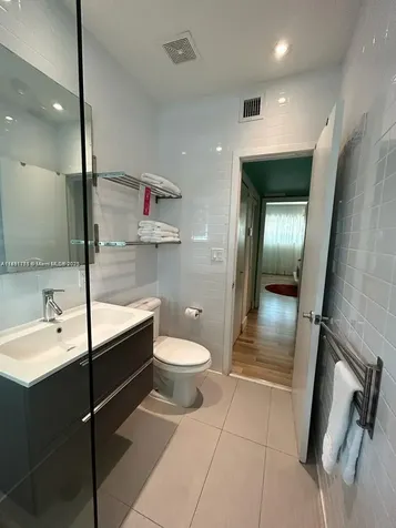 1816 Meridian Avenue Miami Beach FL 33139