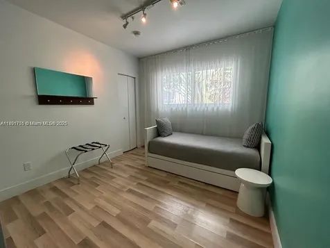 1816 Meridian Avenue Miami Beach FL 33139