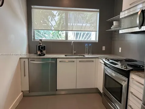 1816 Meridian Avenue Miami Beach FL 33139
