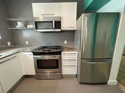 1816 Meridian Avenue Miami Beach FL 33139