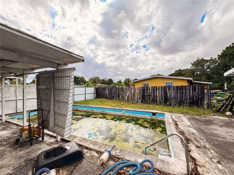 3201 NW 83rd Street Miami FL 33147