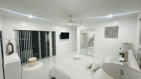 541 SE 17th Avenue Deerfield Beach FL 33441