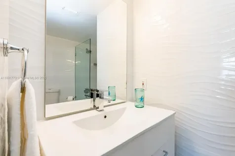 19801 E Country Club Drive Aventura FL 33180
