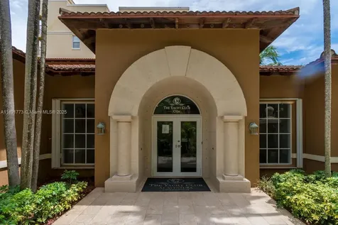 19801 E Country Club Drive Aventura FL 33180