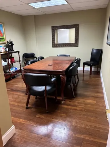 717 Ponce De Leon Boulevard Coral Gables FL 33134