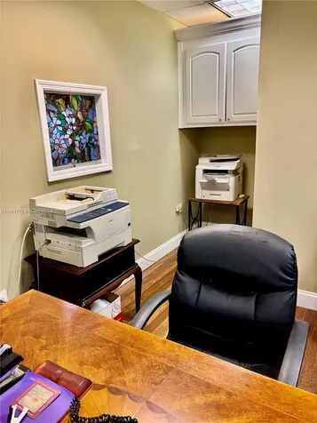 717 Ponce De Leon Boulevard Coral Gables FL 33134