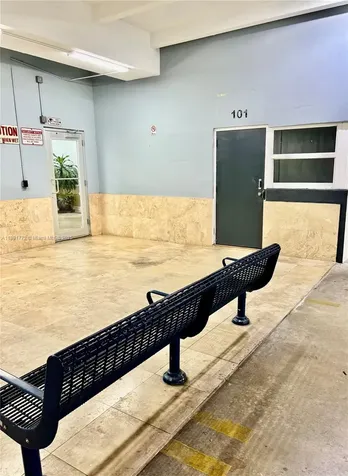 717 Ponce De Leon Boulevard Coral Gables FL 33134