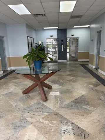 717 Ponce De Leon Boulevard Coral Gables FL 33134