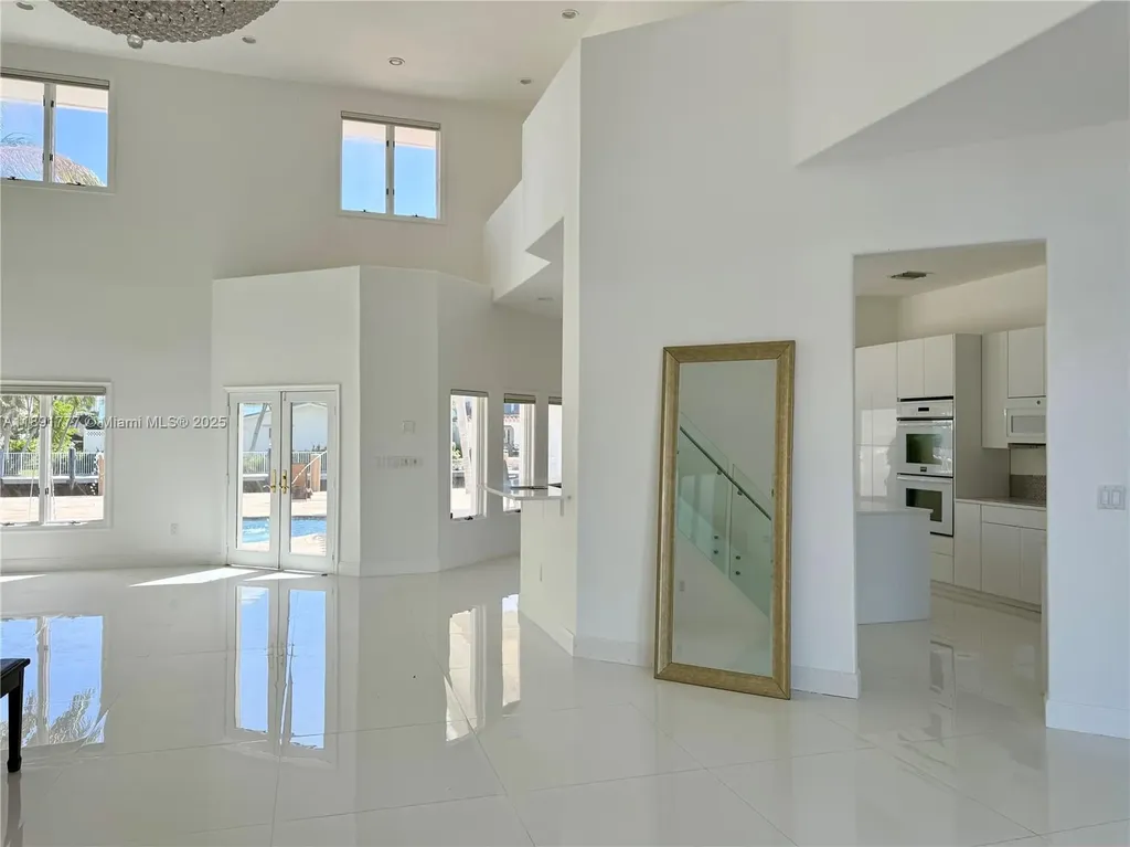 3030 NE 42nd Street Fort Lauderdale FL 33308