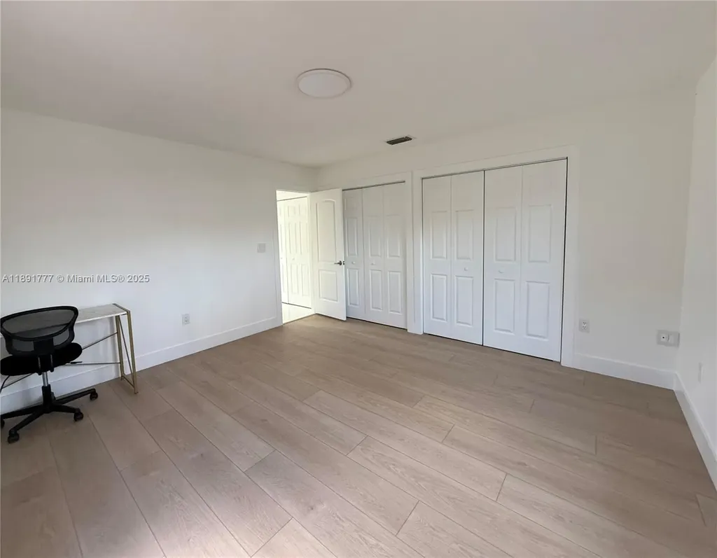 3030 NE 42nd Street Fort Lauderdale FL 33308