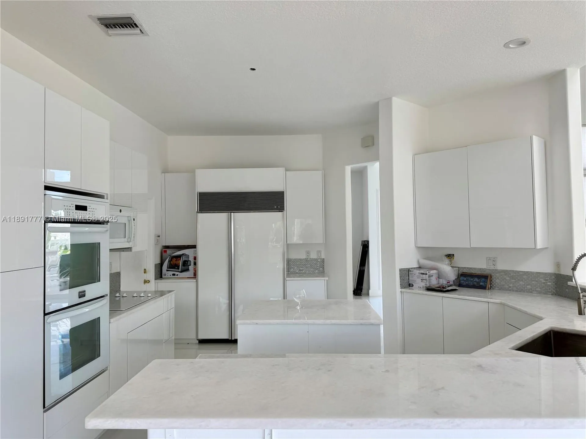 3030 NE 42nd Street Fort Lauderdale FL 33308