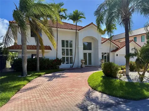 3030 NE 42nd Street Fort Lauderdale FL 33308