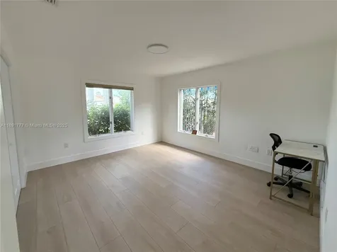 3030 NE 42nd Street Fort Lauderdale FL 33308