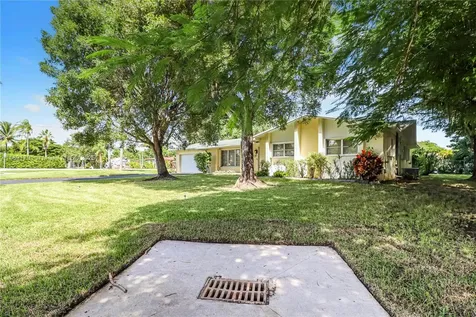 18401 SW 86th Court Cutler Bay FL 33157