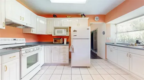 18401 SW 86th Court Cutler Bay FL 33157