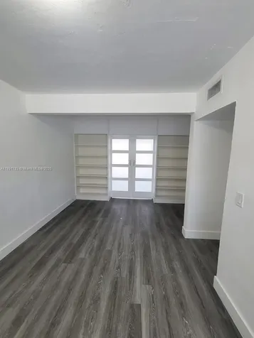 7435 Byron Avenue Miami Beach FL 33141