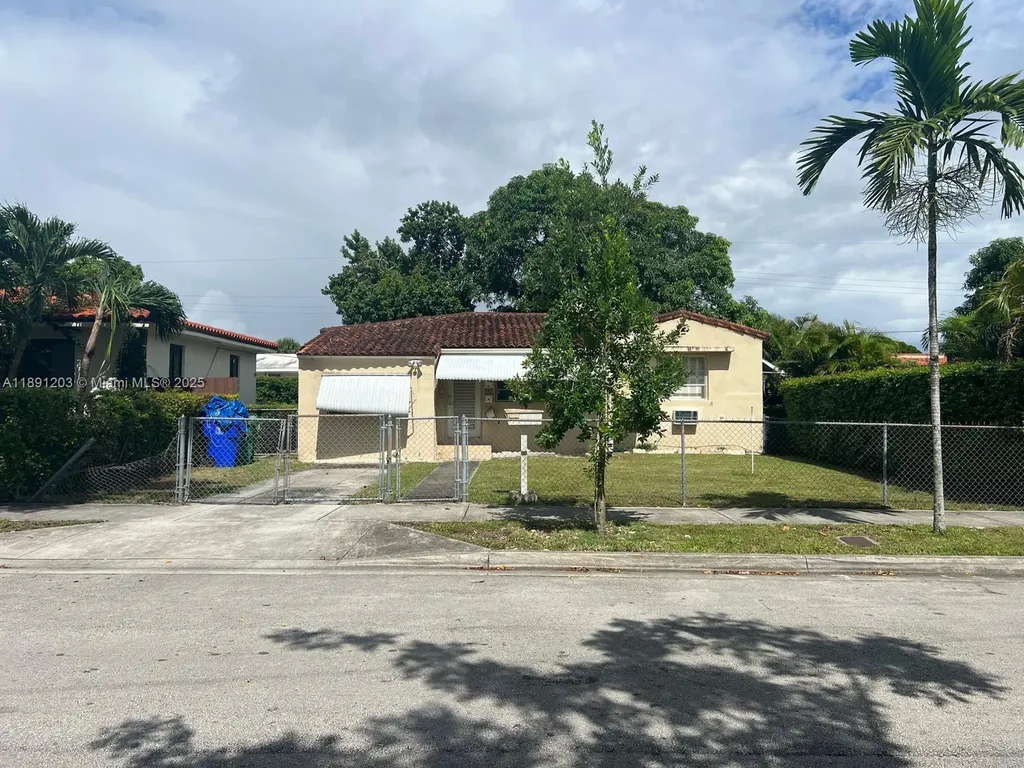 5611 SW 6th Street Miami FL 33134