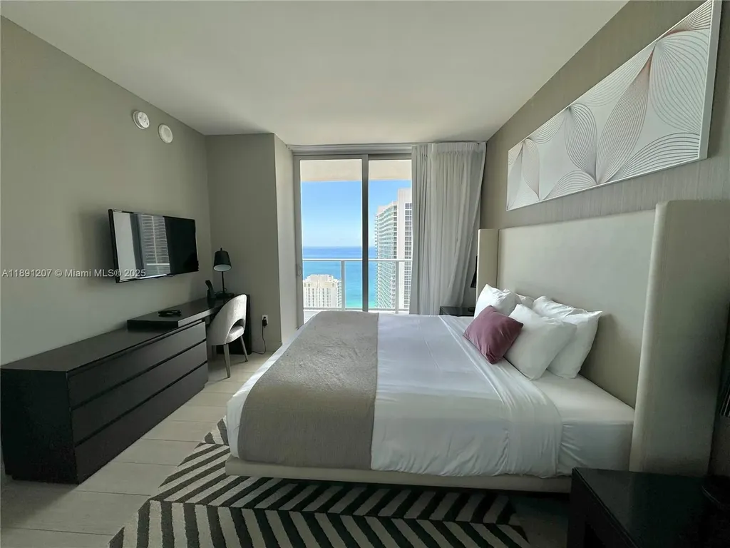 4010 S Ocean Drive Hollywood FL 33019