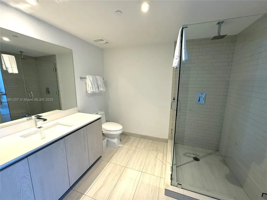 4010 S Ocean Drive Hollywood FL 33019