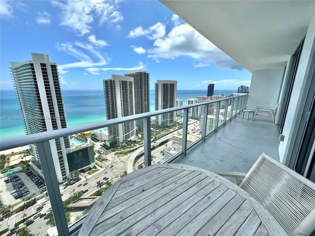 4010 S Ocean Drive Hollywood FL 33019